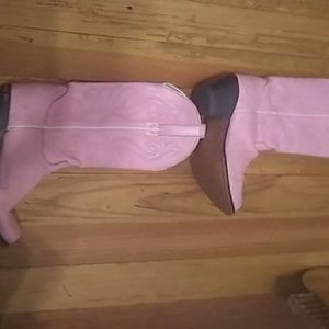 Cow girl boots, size 61/2 medium